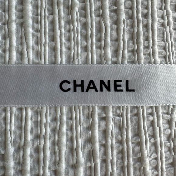 Chanel authentic ribbon - Picture 3 of 4